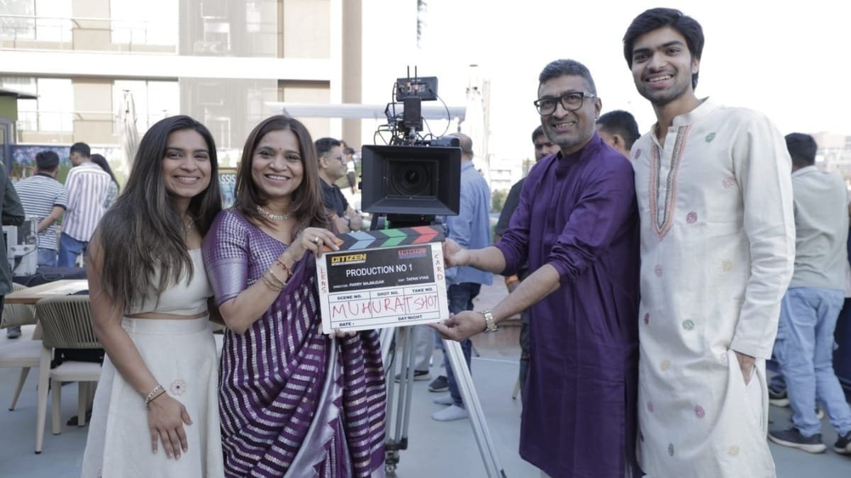 Dr. Darshan Ashwin Trivedi Mentors Mauje Dariya, a New-Age Gujarati Film