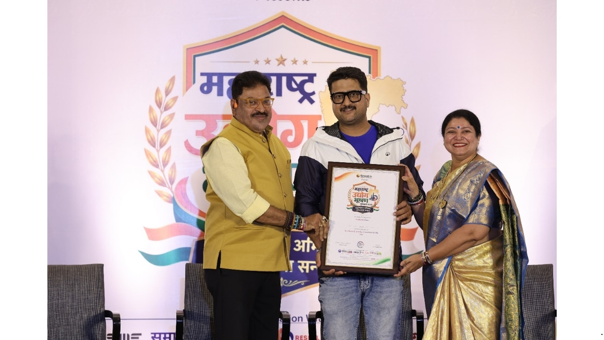 Dr. Ronnie Pinto Honoured as Best Vastu & Astrology Consultant of the Year